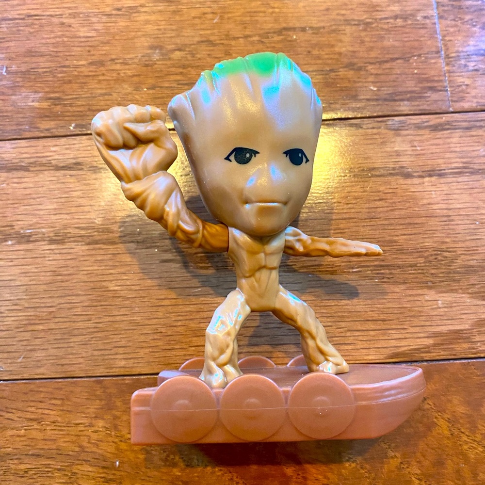 2022 McDonald's Happy Meal Toys MARVEL * Guardians of the Galaxy * Groot‎